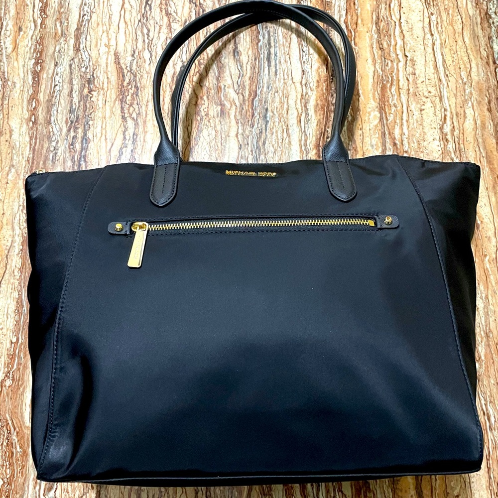 Michael Kors Large Nylon Tote - Picture 3 of 9